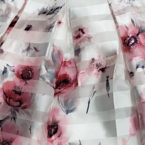 White house black market floral skirt